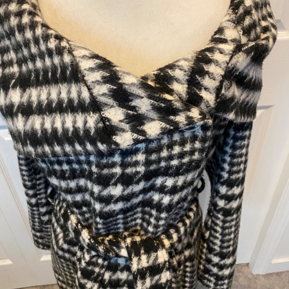 Zara size M coat - Picture 7 of 10